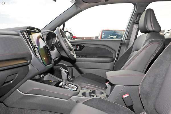 2025 Subaru Forester Touring S6