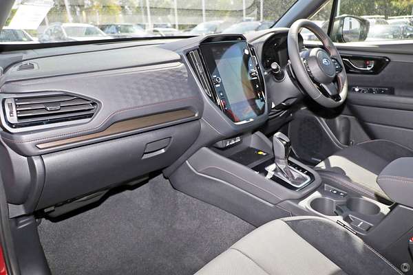 2025 Subaru Forester Hybrid Touring S6