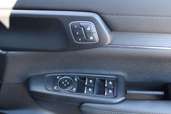 2025 Ford Everest Sport 2.0L