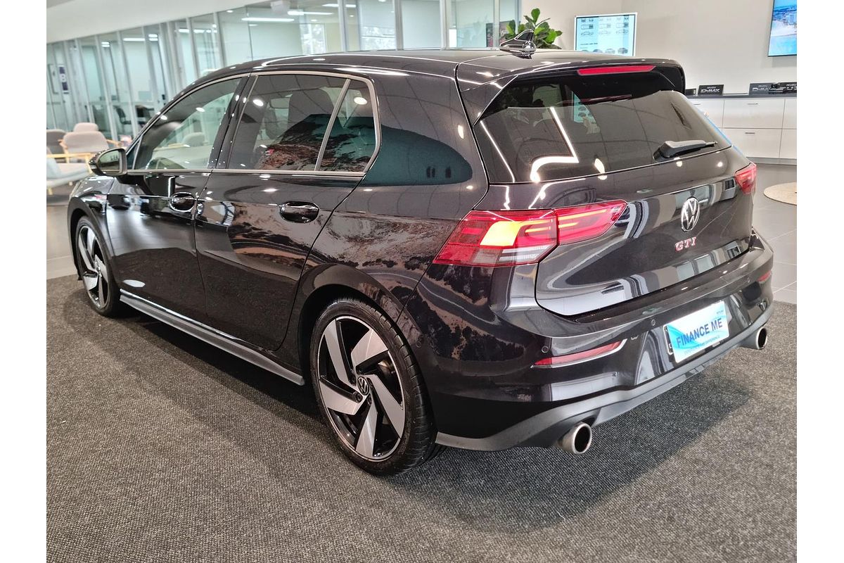 2022 Volkswagen Golf GTI 8