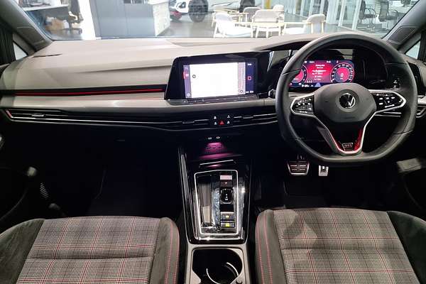 2022 Volkswagen Golf GTI 8