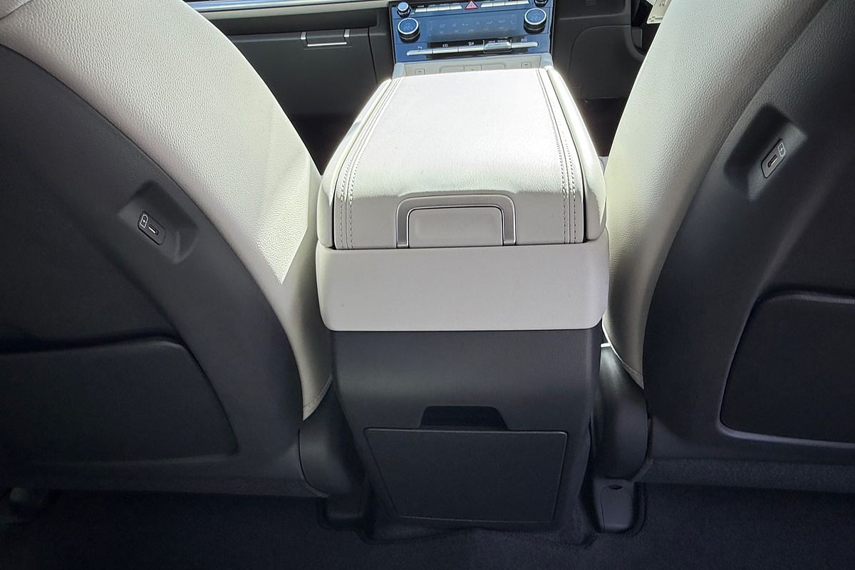 2025 Hyundai Santa Fe Hybrid Elite MX5.V1