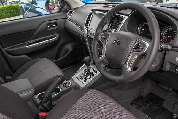 2020 Mitsubishi Triton GLS MR 4X4