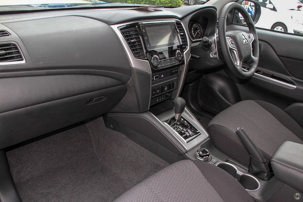 2020 Mitsubishi Triton GLS MR 4X4