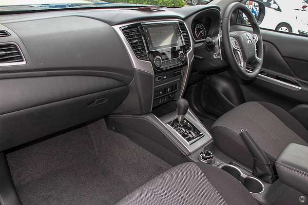 2020 Mitsubishi Triton GLS MR 4X4