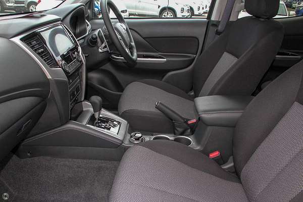 2020 Mitsubishi Triton GLS MR 4X4