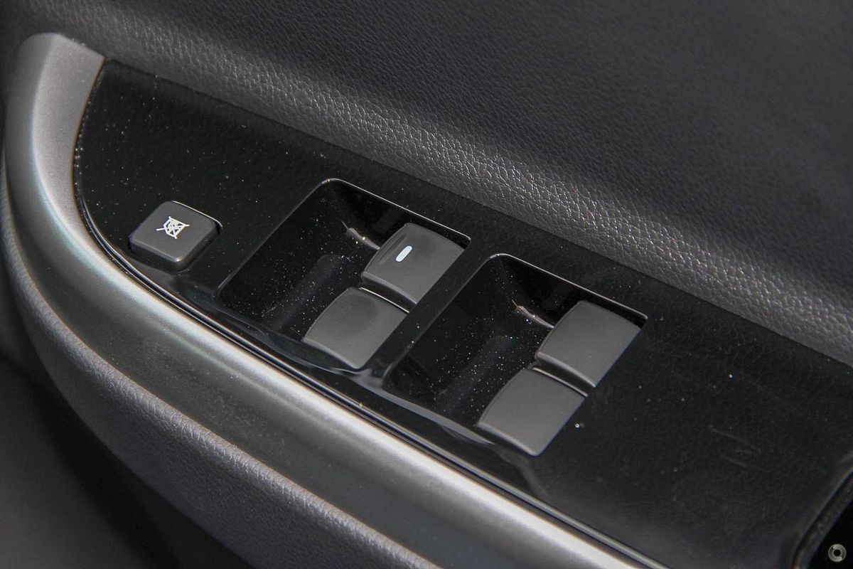 2020 Mitsubishi Triton GLS MR 4X4