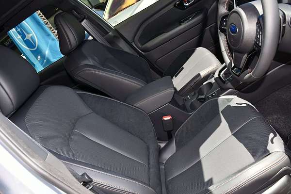 2025 Subaru Forester Hybrid Touring S6