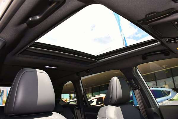 2025 Subaru Forester Hybrid Touring S6