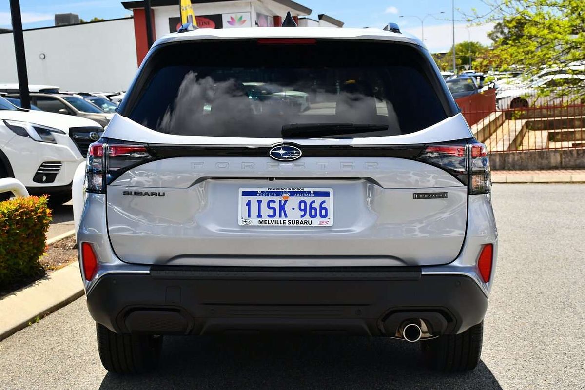 2025 Subaru Forester Hybrid Touring S6
