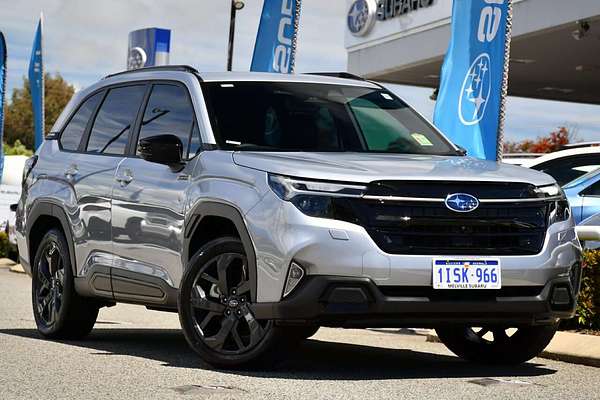 2025 Subaru Forester Hybrid Touring S6