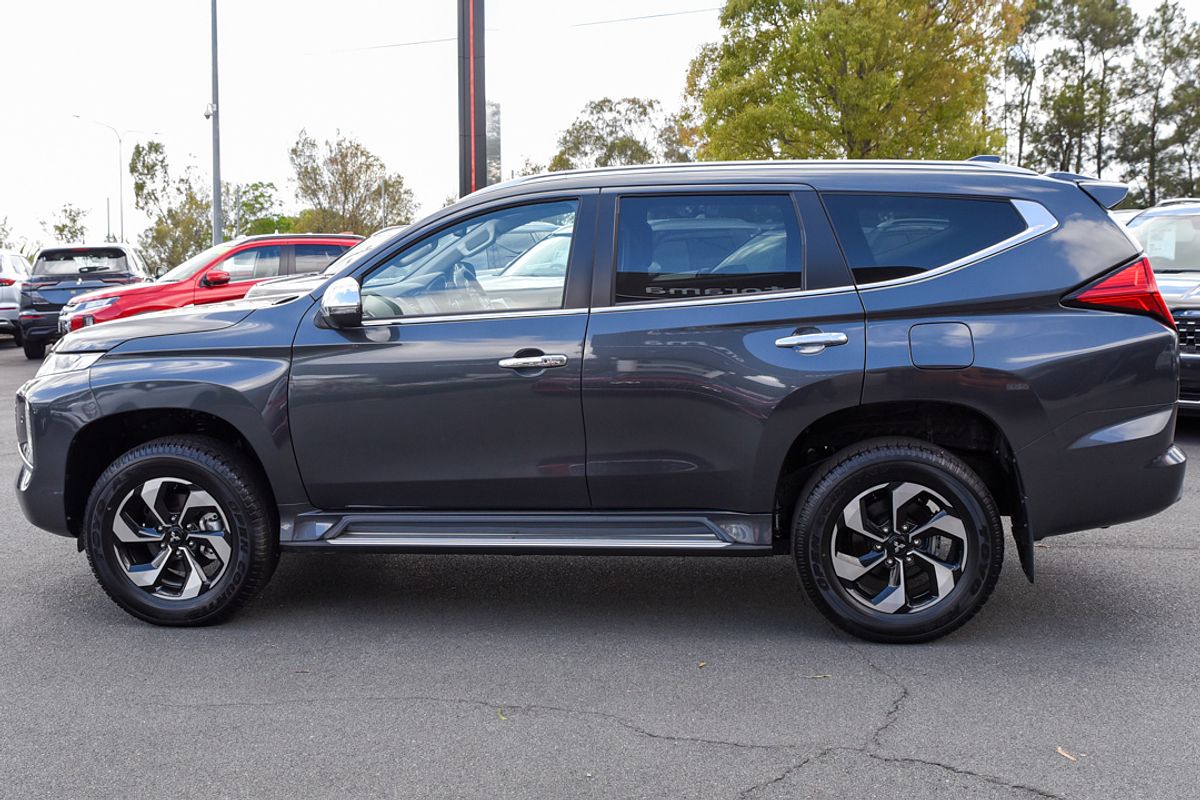 2025 Mitsubishi Pajero Sport Exceed QG