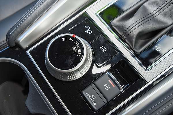 2025 Mitsubishi Pajero Sport Exceed QG