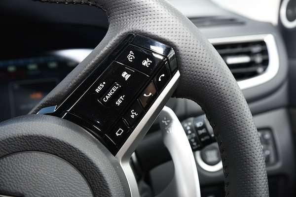 2025 Mitsubishi Pajero Sport Exceed QG