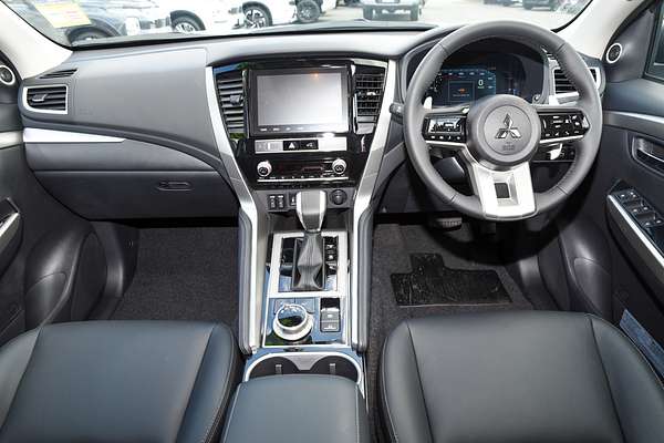 2025 Mitsubishi Pajero Sport Exceed QG