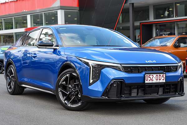 2025 Kia K4 GT-Line CL4m