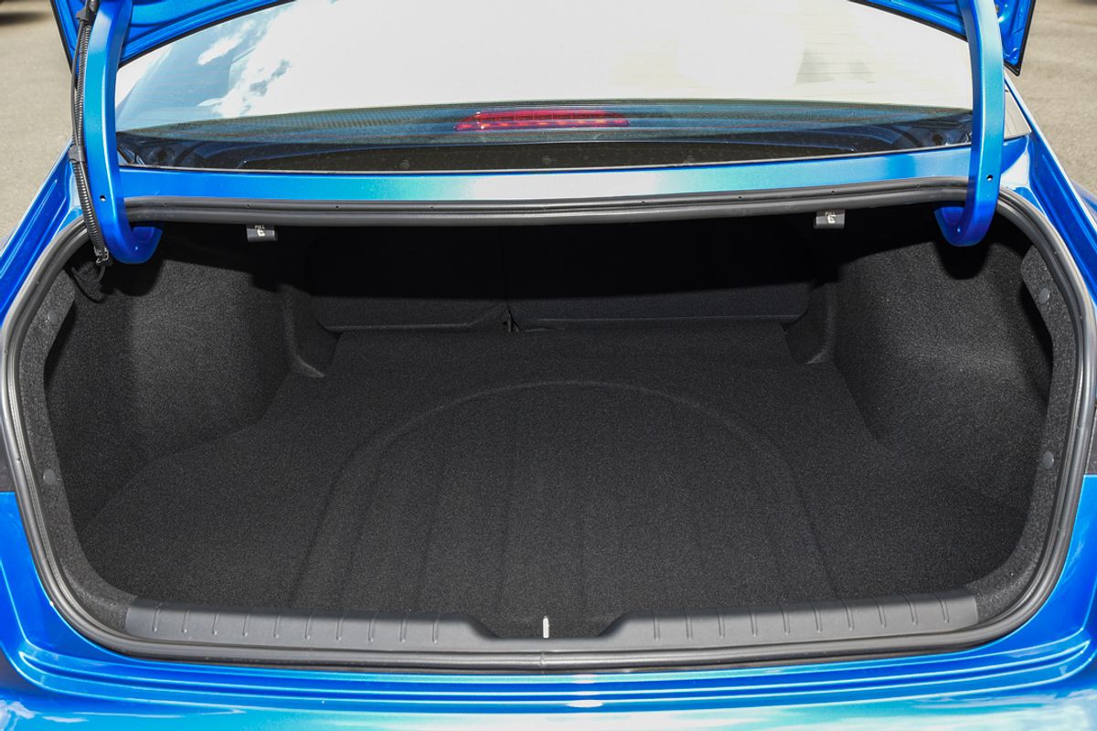 2025 Kia K4 GT-Line CL4m