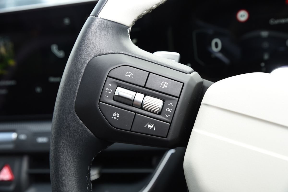 2025 Kia K4 GT-Line CL4m