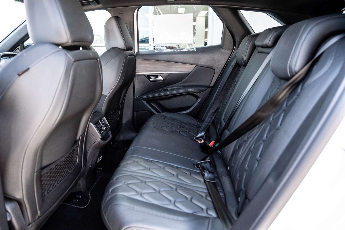 2021 Peugeot 3008 GT P84
