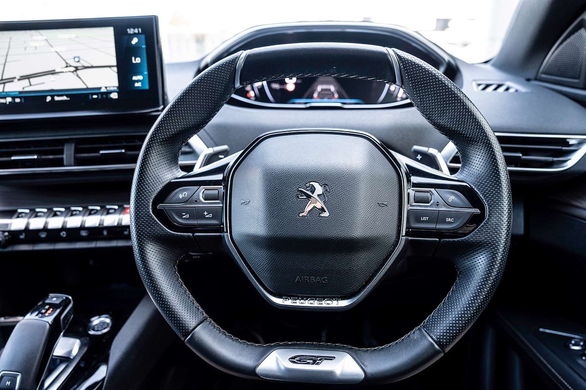 2021 Peugeot 3008 GT P84