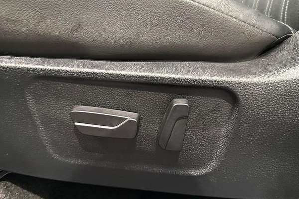 2024 Isuzu MU-X LS-T