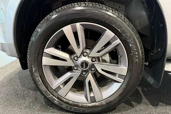 2024 Isuzu MU-X LS-T