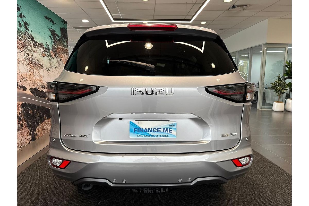 2024 Isuzu MU-X LS-T
