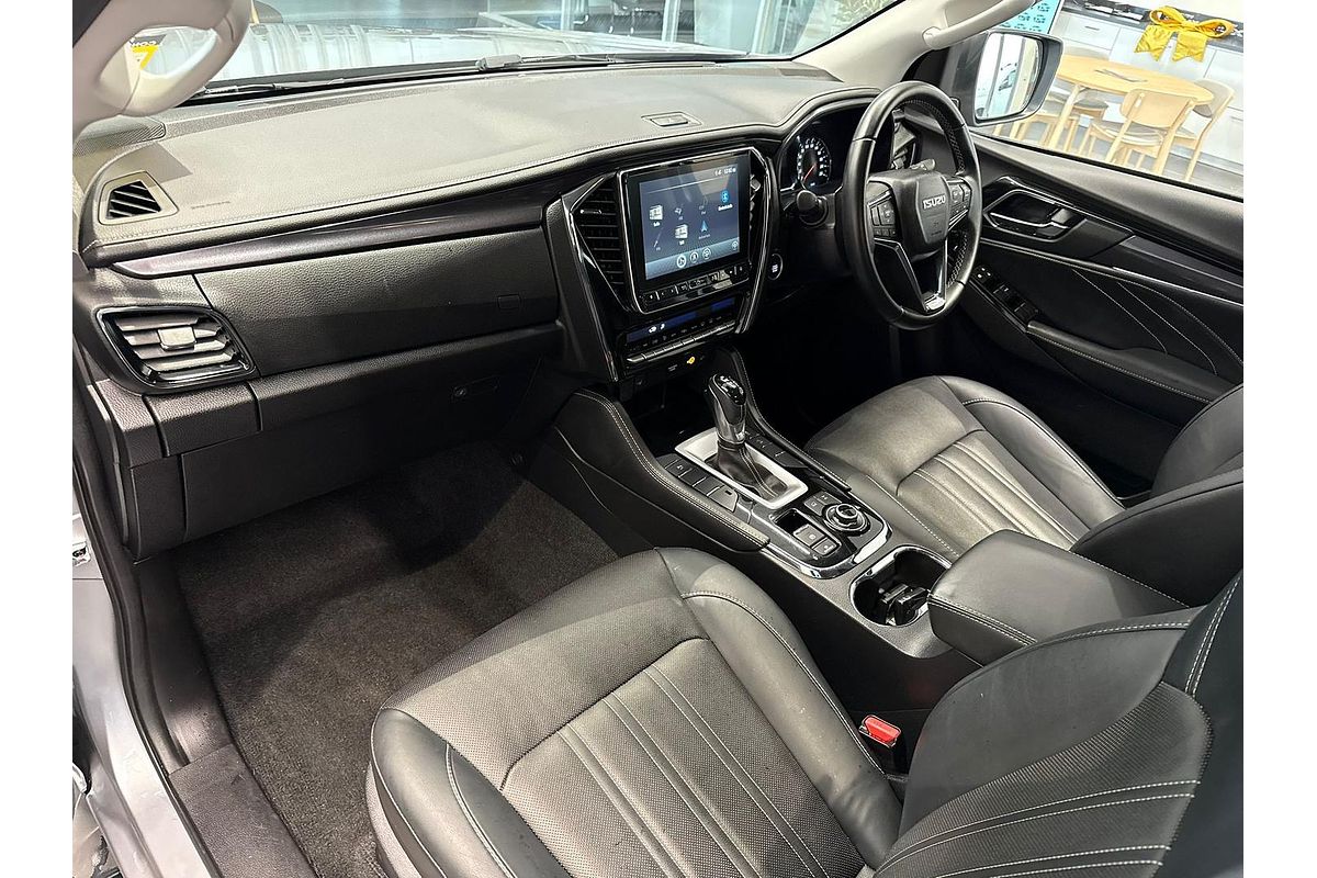 2024 Isuzu MU-X LS-T