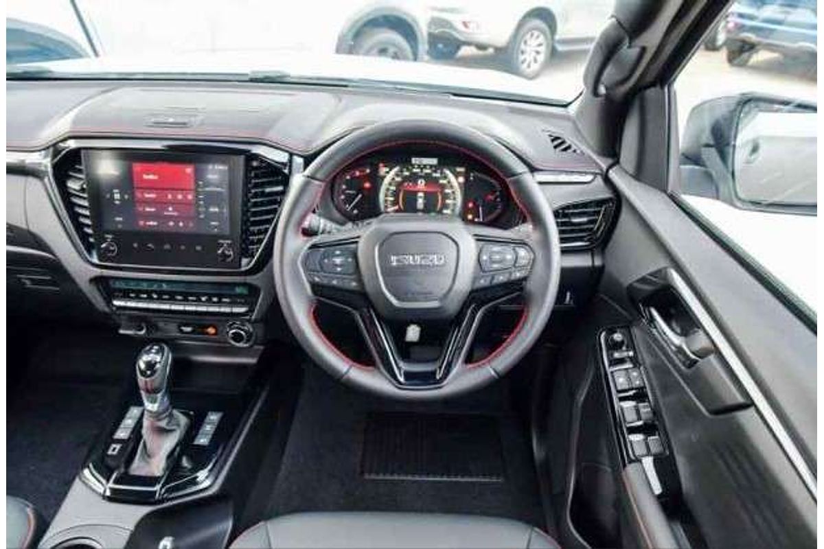 2025 Isuzu D-MAX X-TERRAIN 4X4