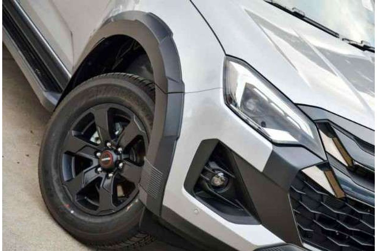 2025 Isuzu D-MAX X-TERRAIN 4X4