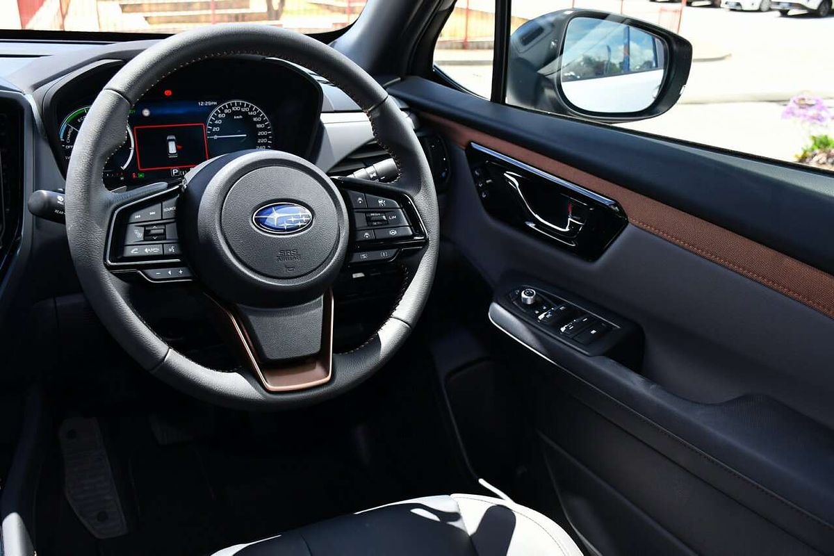2025 Subaru Forester Hybrid Sport S6