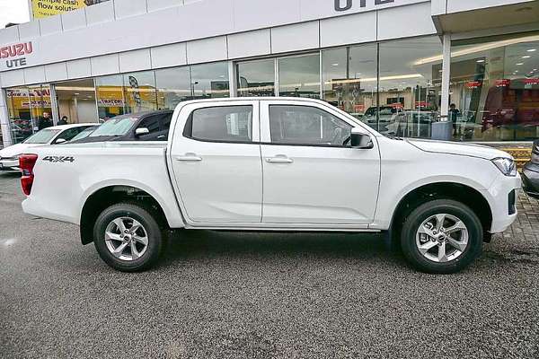 2025 Isuzu D-MAX LS-M 4X4
