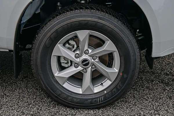 2025 Isuzu D-MAX LS-M 4X4