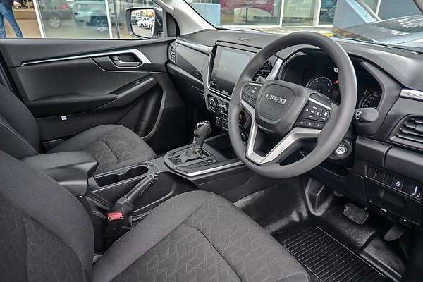 2025 Isuzu D-MAX LS-M 4X4