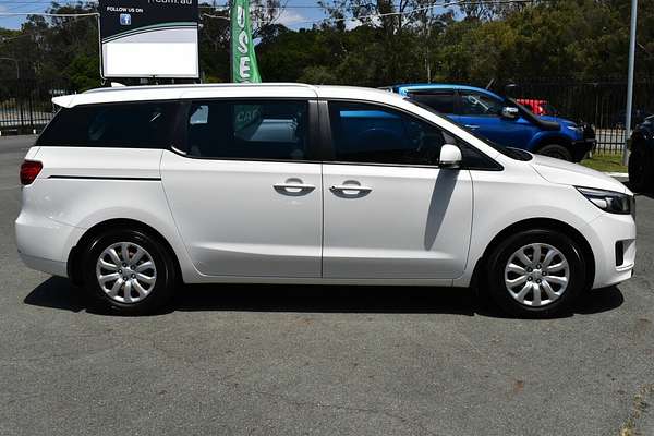 2017 Kia Carnival S YP