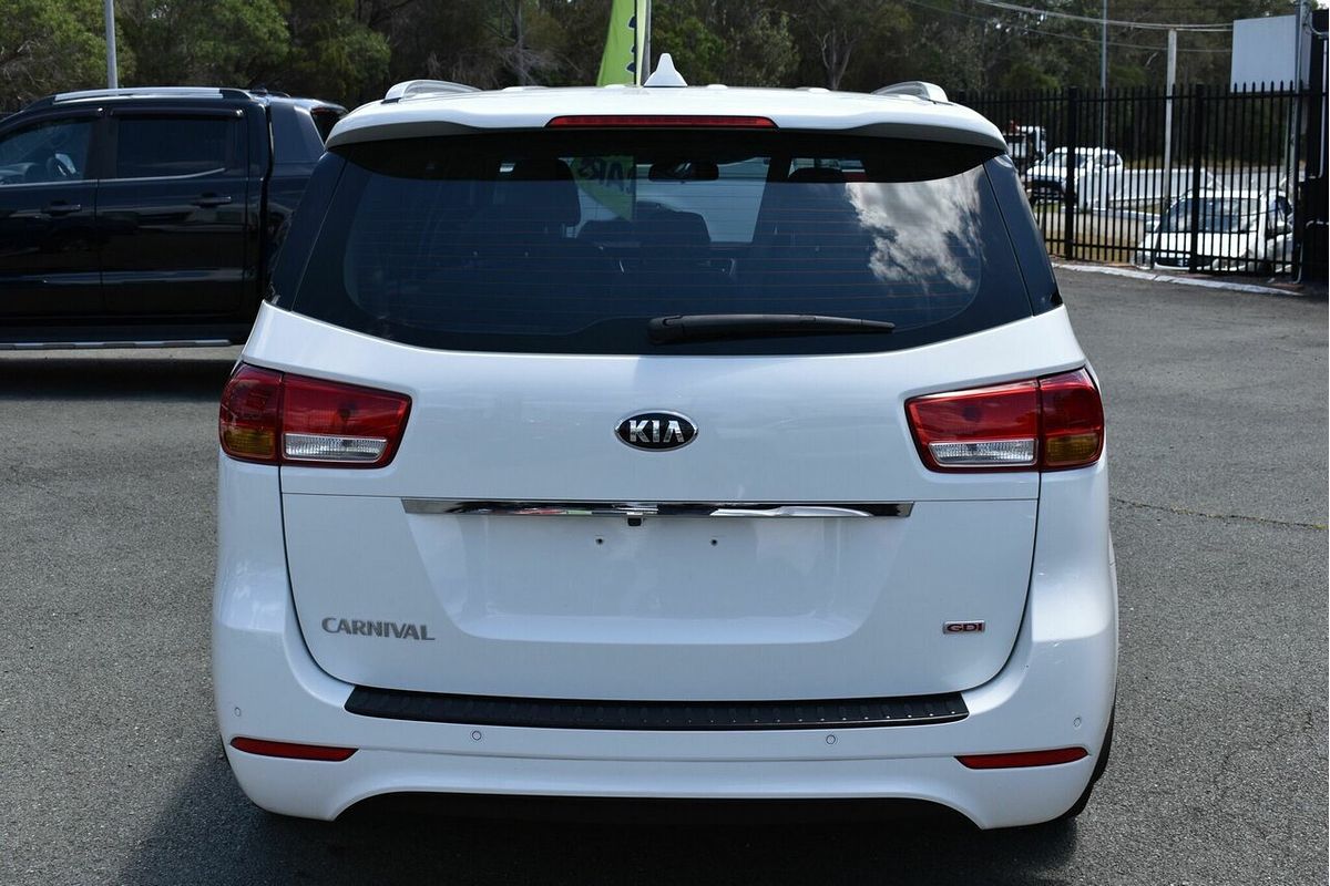 2017 Kia Carnival S YP