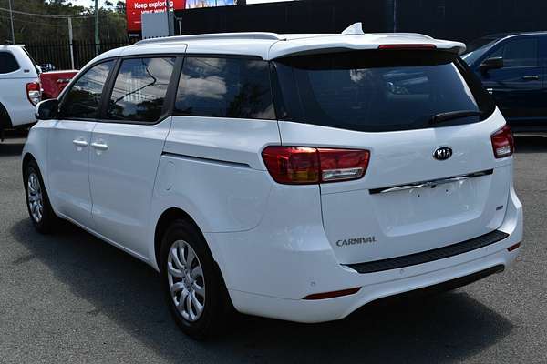 2017 Kia Carnival S YP
