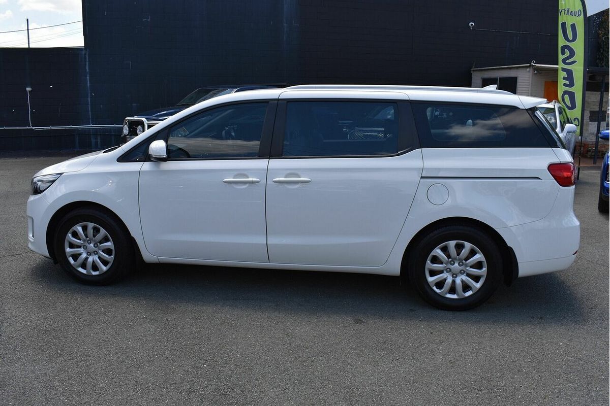 2017 Kia Carnival S YP