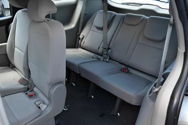 2017 Kia Carnival S YP