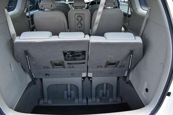 2017 Kia Carnival S YP