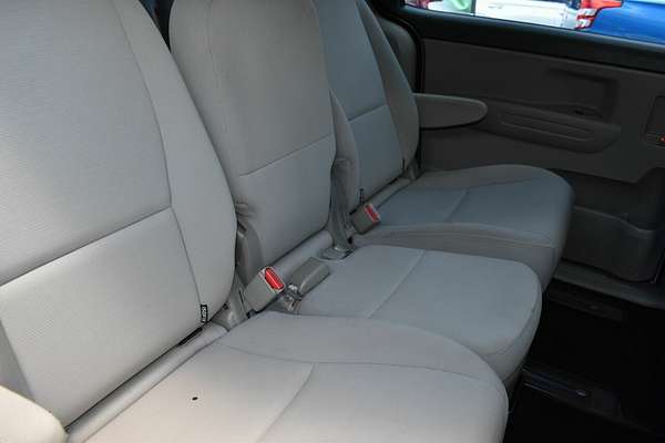 2017 Kia Carnival S YP