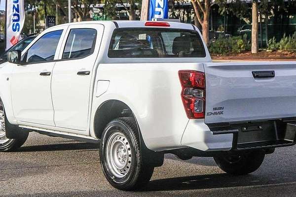 2025 Isuzu D-MAX SX 4X4