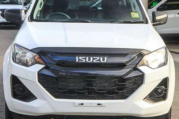 2025 Isuzu D-MAX SX 4X4