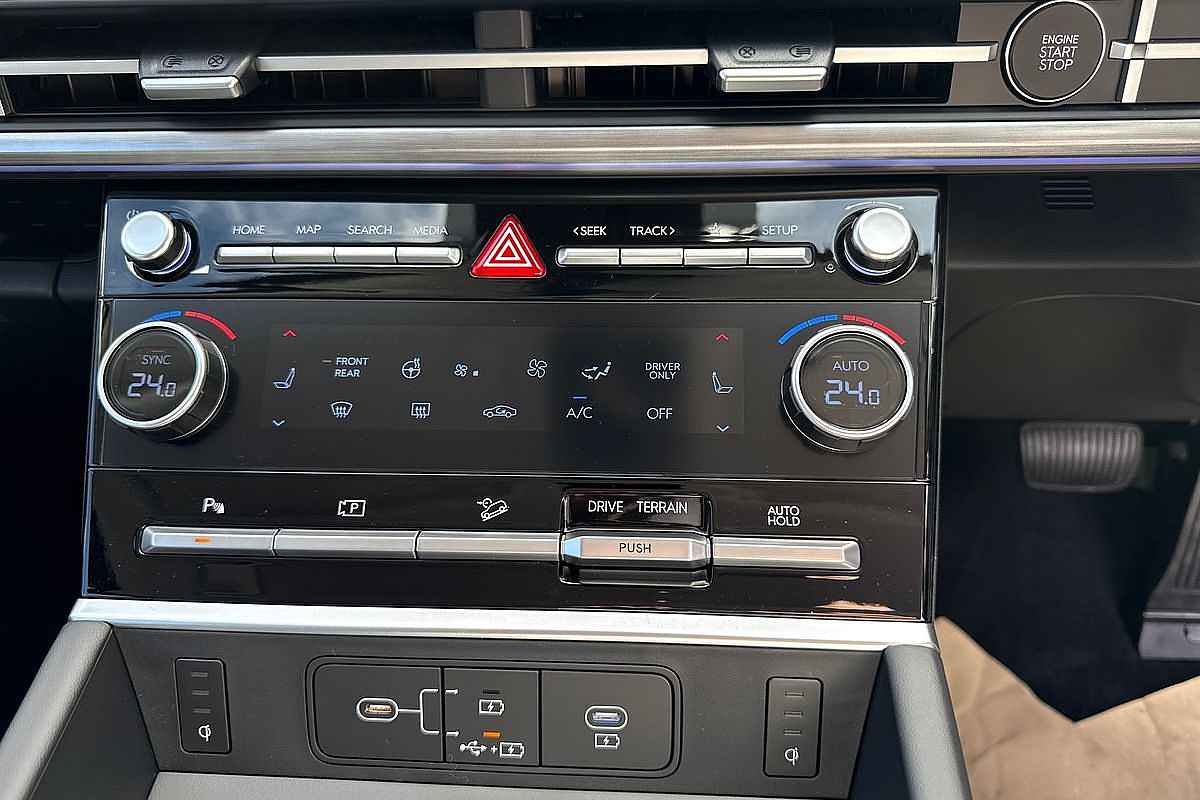 2025 Hyundai Santa Fe Hybrid Elite MX5.V1