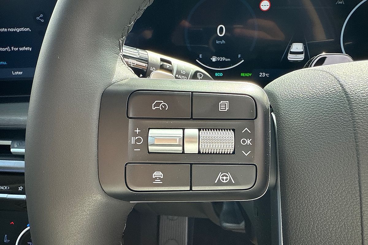 2025 Hyundai Santa Fe Hybrid Elite MX5.V1