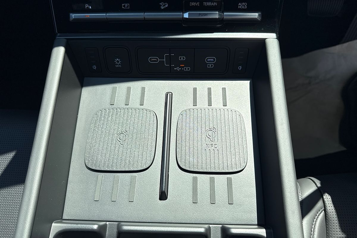 2025 Hyundai Santa Fe Hybrid Calligraphy MX5.V2