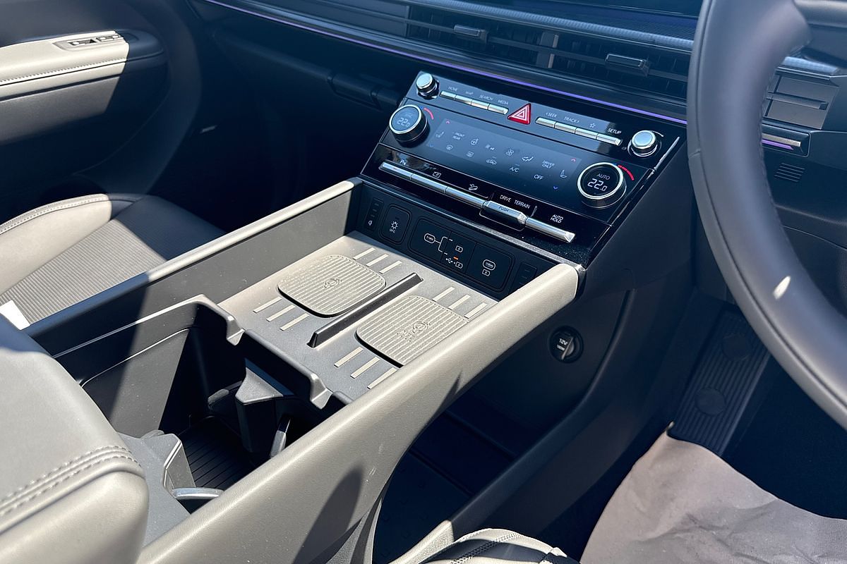 2025 Hyundai Santa Fe Hybrid Calligraphy MX5.V2