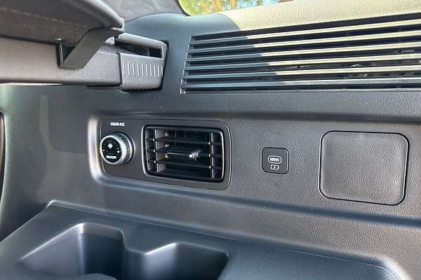 2025 Hyundai Santa Fe Hybrid Calligraphy MX5.V2