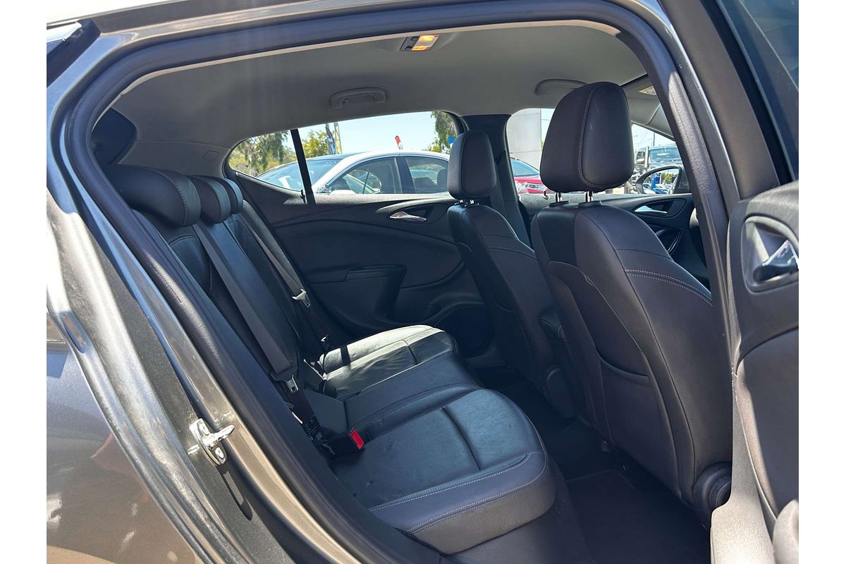 2017 Holden Astra RS-V BK