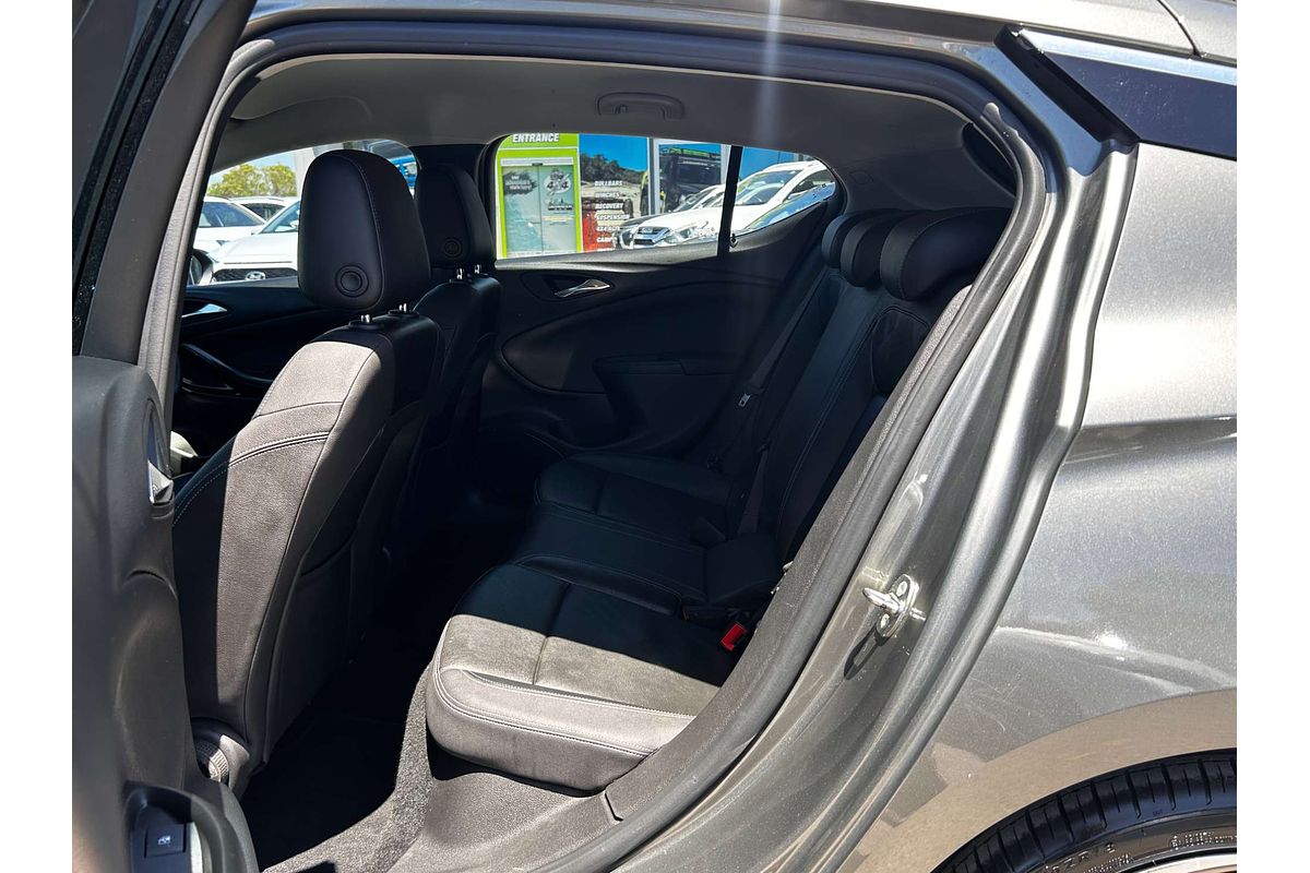 2017 Holden Astra RS-V BK